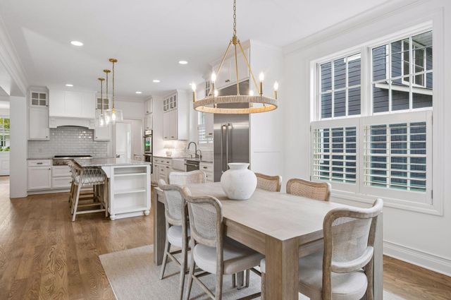 619 Gardner Street, Wayzata, MN 55391