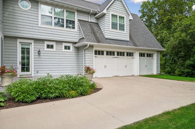 619 Gardner Street, Wayzata, MN 55391