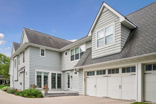 619 Gardner Street, Wayzata, MN 55391