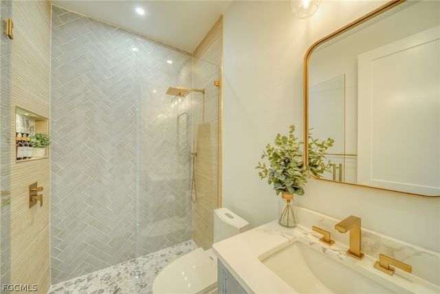 537 NW 18th PL, Cape Coral, FL 33993