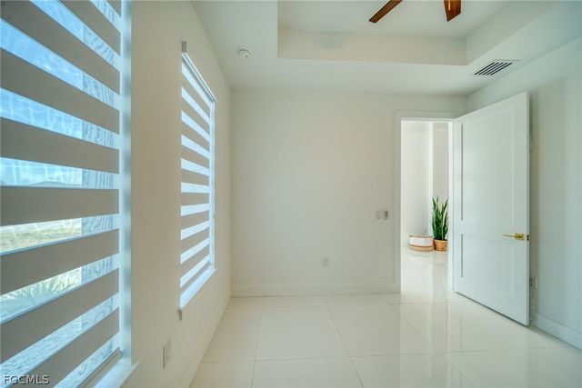 537 NW 18th PL, Cape Coral, FL 33993