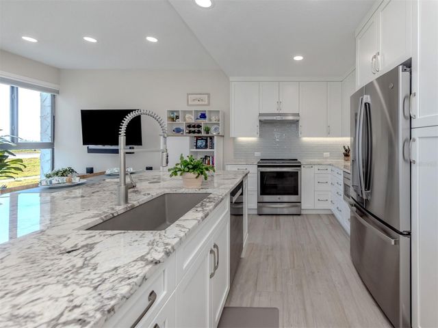 500 PARK BOULEVARD S 54, Venice, FL 34285