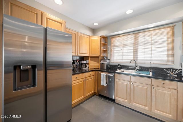 5526 N CAMELBACK CANYON Drive, Phoenix, AZ 85018