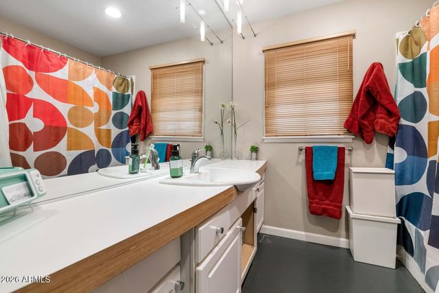 5526 N CAMELBACK CANYON Drive, Phoenix, AZ 85018