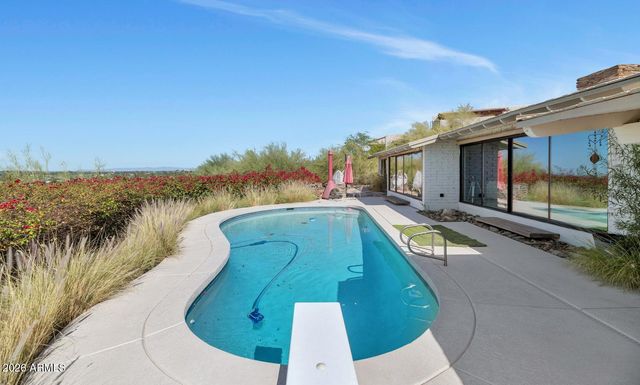 5526 N CAMELBACK CANYON Drive, Phoenix, AZ 85018
