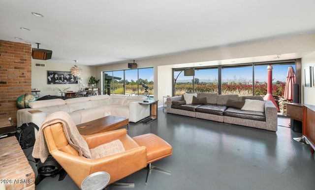 5526 N CAMELBACK CANYON Drive, Phoenix, AZ 85018