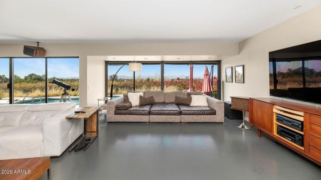 5526 N CAMELBACK CANYON Drive, Phoenix, AZ 85018