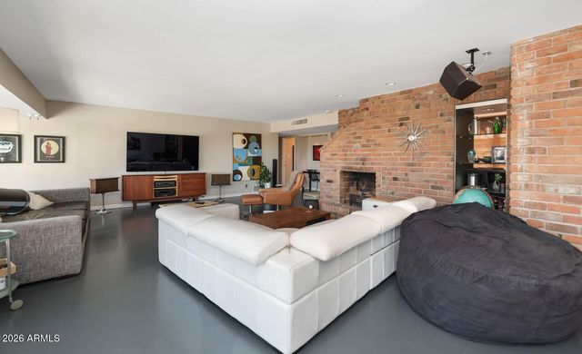 5526 N CAMELBACK CANYON Drive, Phoenix, AZ 85018