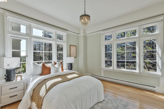 200 Lakeside Dr 401, Oakland, CA 94612