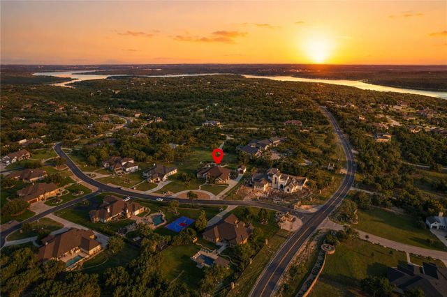 104 Highland Spring LN, Georgetown, TX 78633