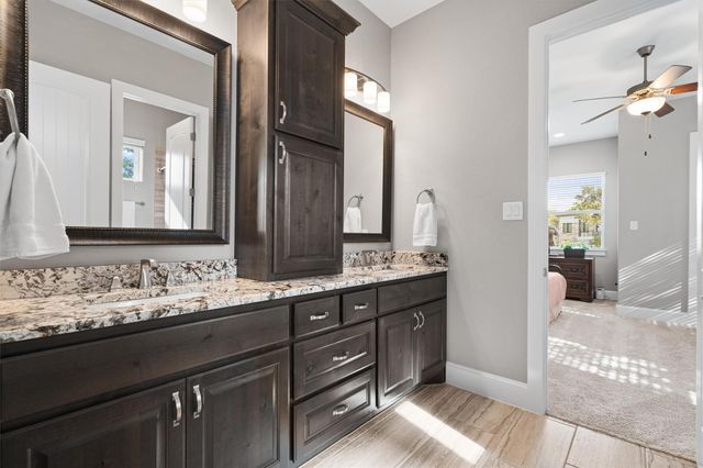 104 Highland Spring LN, Georgetown, TX 78633