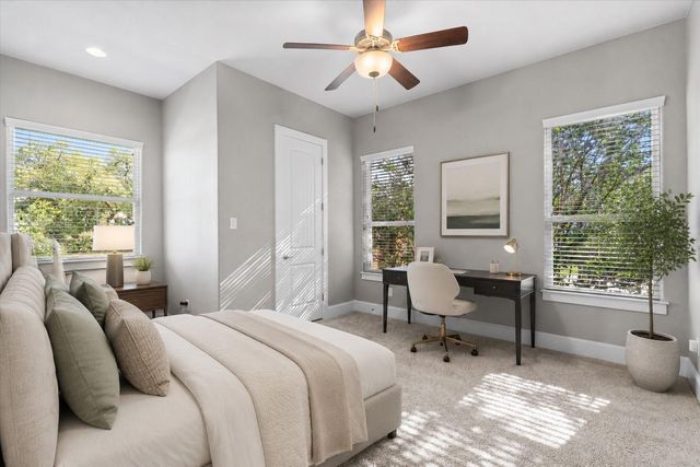 104 Highland Spring LN, Georgetown, TX 78633