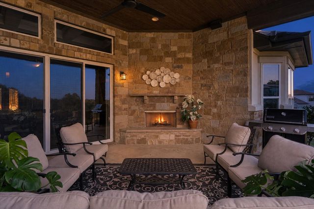 104 Highland Spring LN, Georgetown, TX 78633