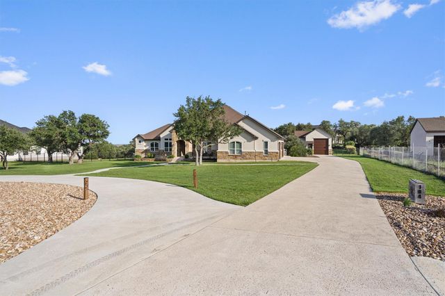 104 Highland Spring LN, Georgetown, TX 78633