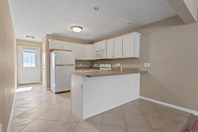 1610 Belclare Road, Normal, IL 61761