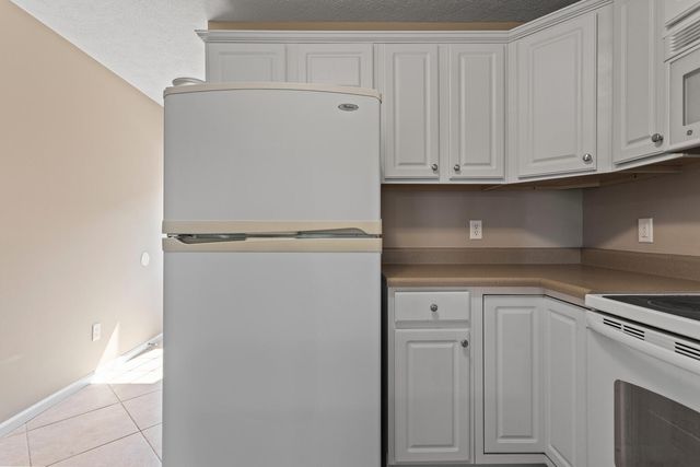 1610 Belclare Road, Normal, IL 61761