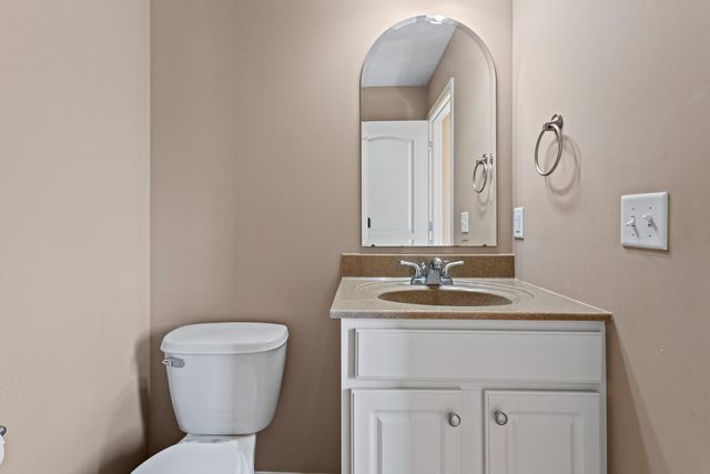 1610 Belclare Road, Normal, IL 61761