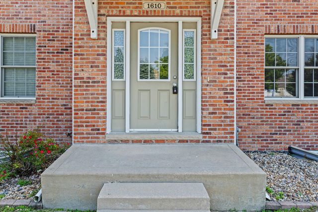 1610 Belclare Road, Normal, IL 61761