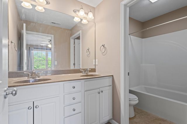 1610 Belclare Road, Normal, IL 61761