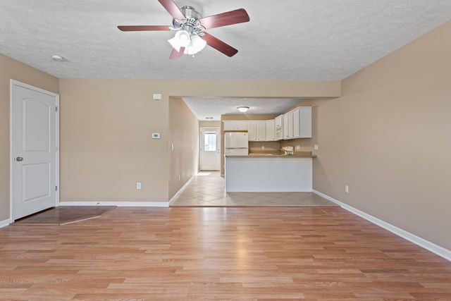 1610 Belclare Road, Normal, IL 61761