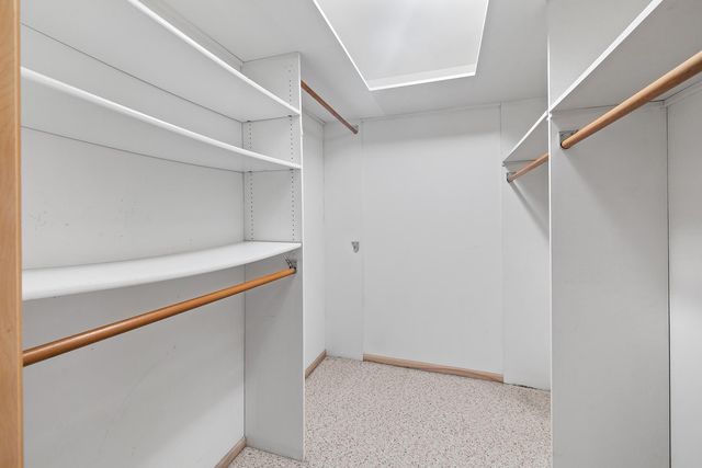 2230 Ferris Lane, Roseville, MN 55113