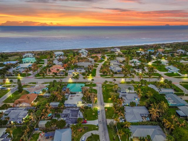 1919 Mimosa Avenue, Fort Pierce, FL 34949