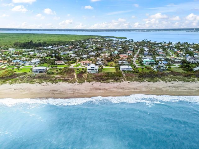 1919 Mimosa Avenue, Fort Pierce, FL 34949