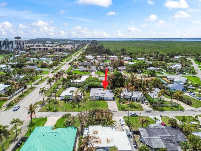1919 Mimosa Avenue, Fort Pierce, FL 34949