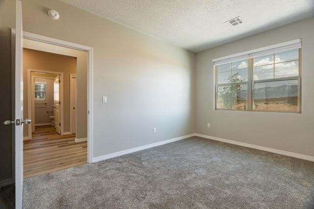 6921 Archer Road NE, Rio Rancho, NM 87144