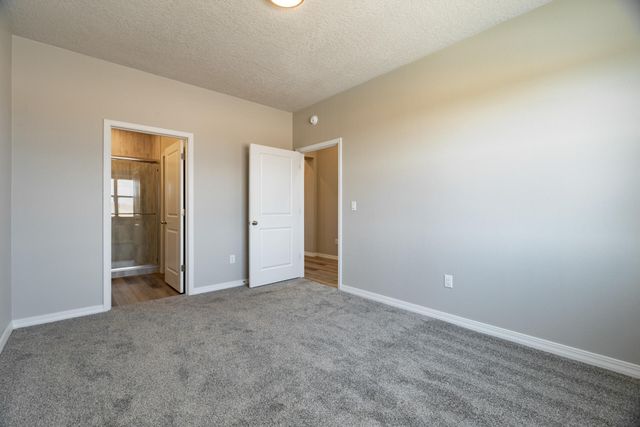 6921 Archer Road NE, Rio Rancho, NM 87144