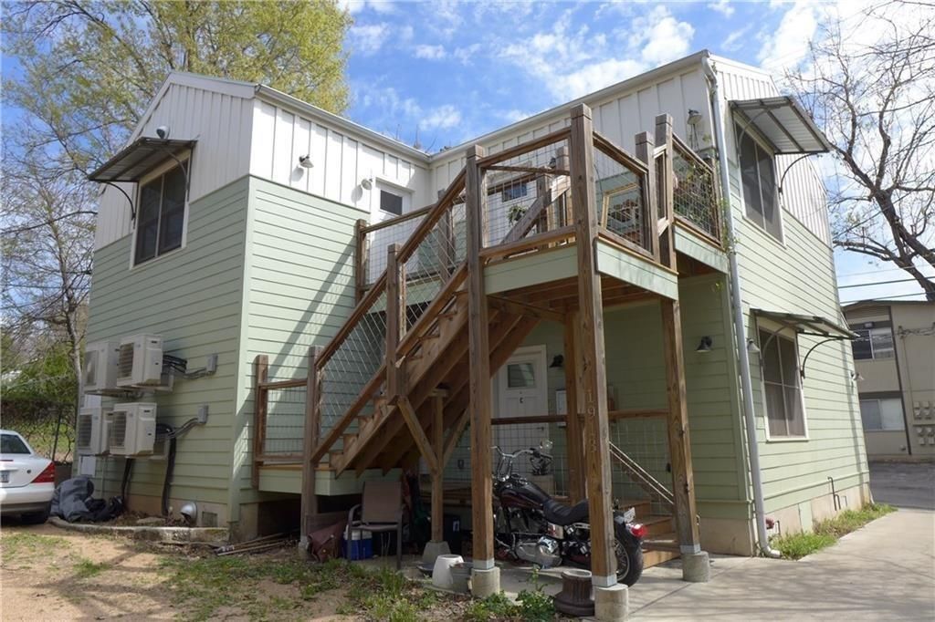 1913 Robbins PL C, Austin, TX 78705