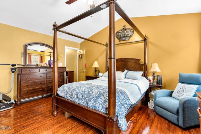 8840 Thornton Town Place, Raleigh, NC 27616