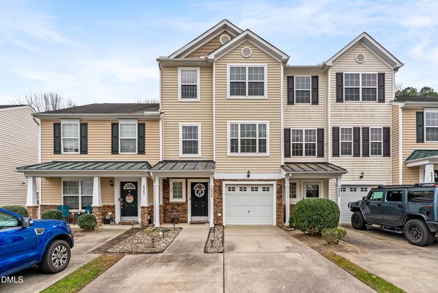 8840 Thornton Town Place, Raleigh, NC 27616