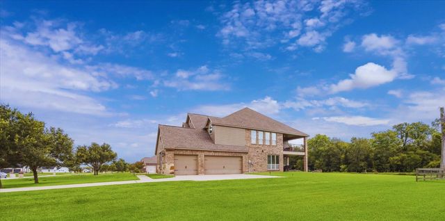 3018 River Bend Drive, Rosenberg, TX 77471