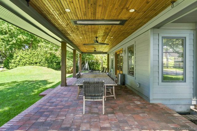 55 Washington Avenue, Garden City, NY 11530
