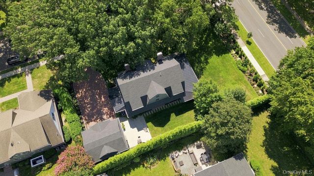 55 Washington Avenue, Garden City, NY 11530