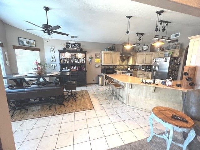 341 Buena Vista, Coalinga, CA 93210