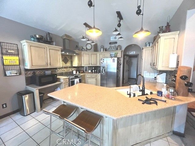 341 Buena Vista, Coalinga, CA 93210