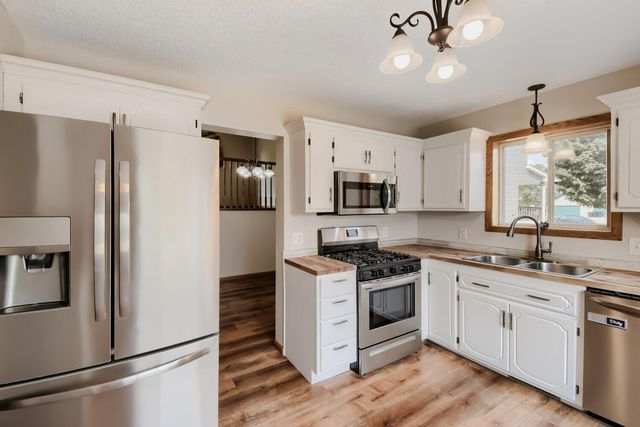 4330 Sterling Drive, Big Lake, MN 55309