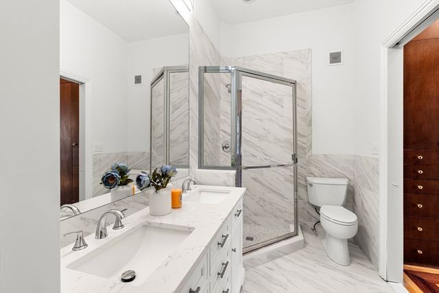 120 Beacon 3, Boston, MA 02116