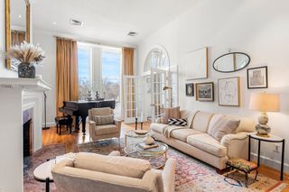 120 Beacon 3, Boston, MA 02116