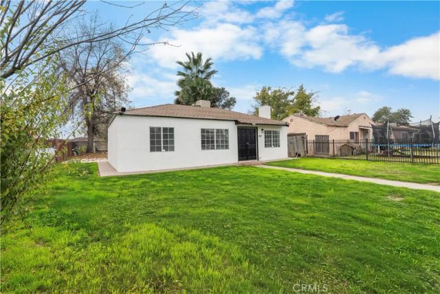 407 4th, Bakersfield, CA 93304