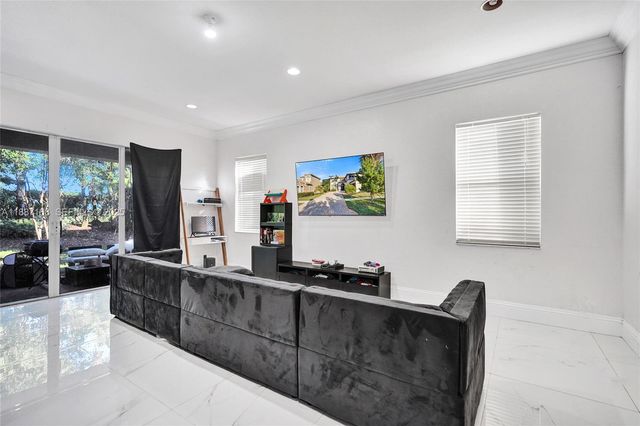 8824 Cobblestone Point Circle, Boynton Beach, FL 33472