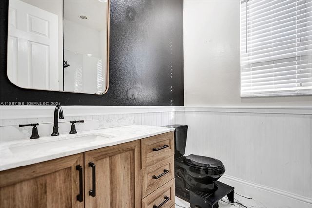 8824 Cobblestone Point Circle, Boynton Beach, FL 33472