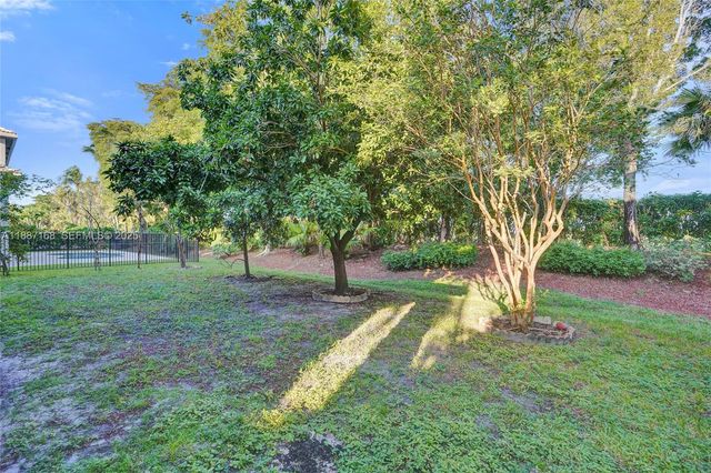 8824 Cobblestone Point Circle, Boynton Beach, FL 33472