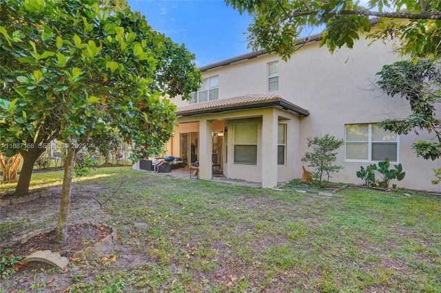 8824 Cobblestone Point Circle, Boynton Beach, FL 33472