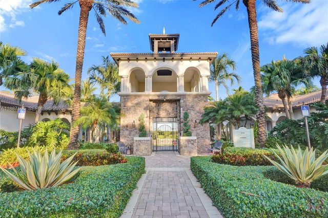 8824 Cobblestone Point Circle, Boynton Beach, FL 33472