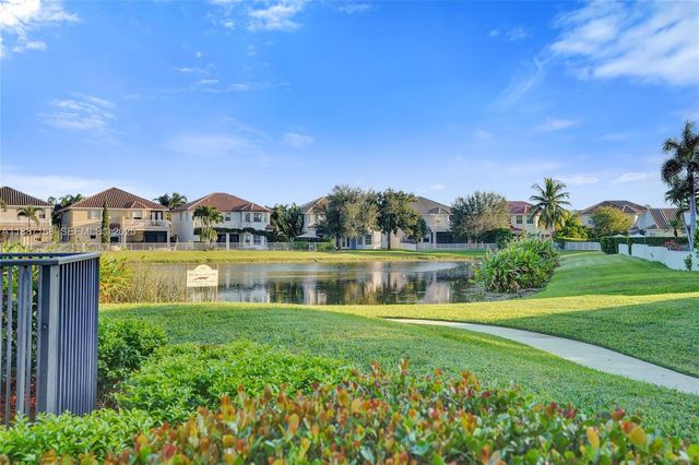 8824 Cobblestone Point Circle, Boynton Beach, FL 33472