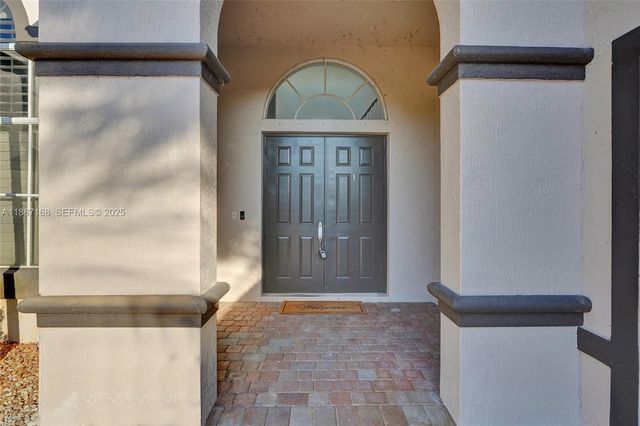 8824 Cobblestone Point Circle, Boynton Beach, FL 33472