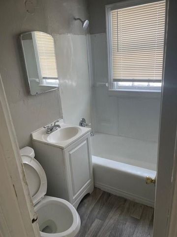 6101 Indiana Avenue, Kansas City, MO 64130